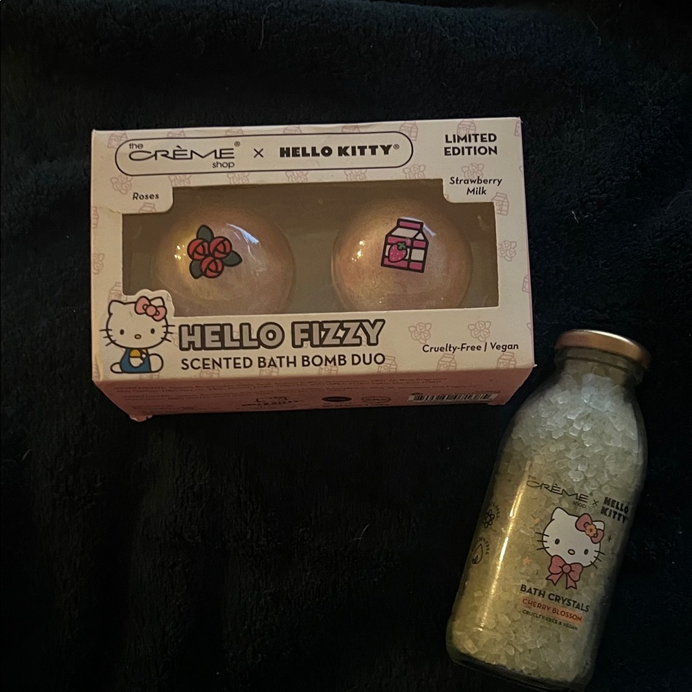 Hello Kitty Pink Scented Bath Bomb Set